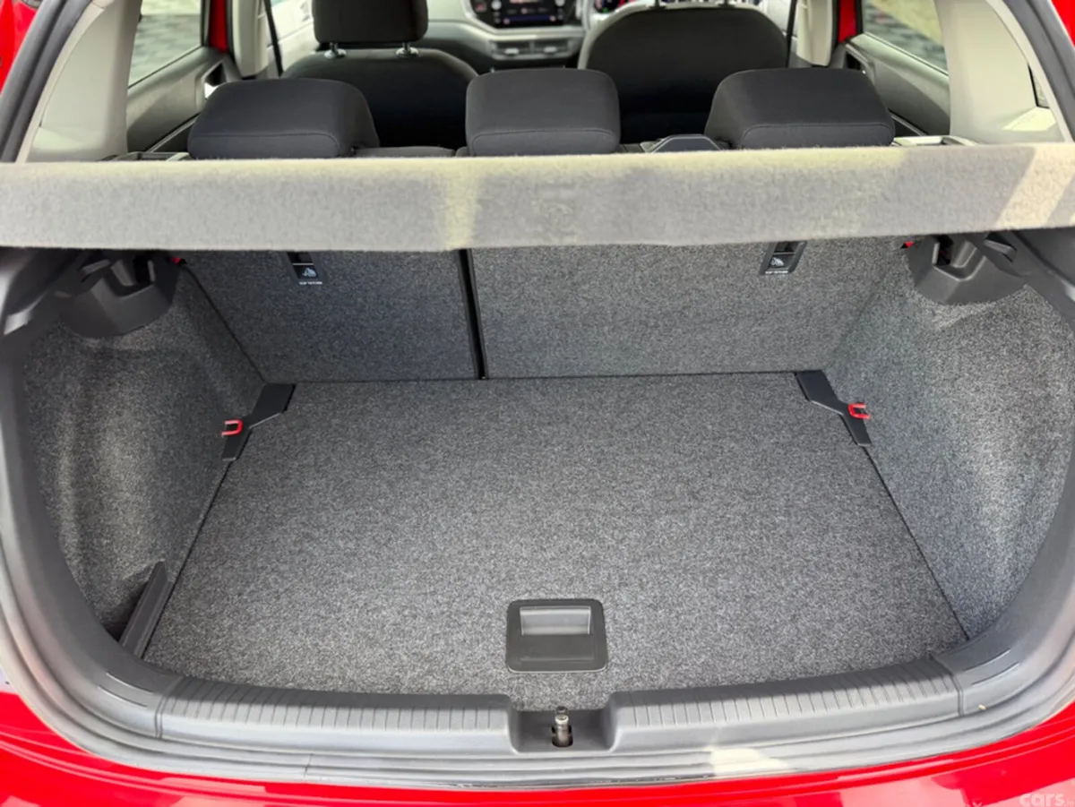 Volkswagen Polo Hatchback, Petrol, 2019, Red