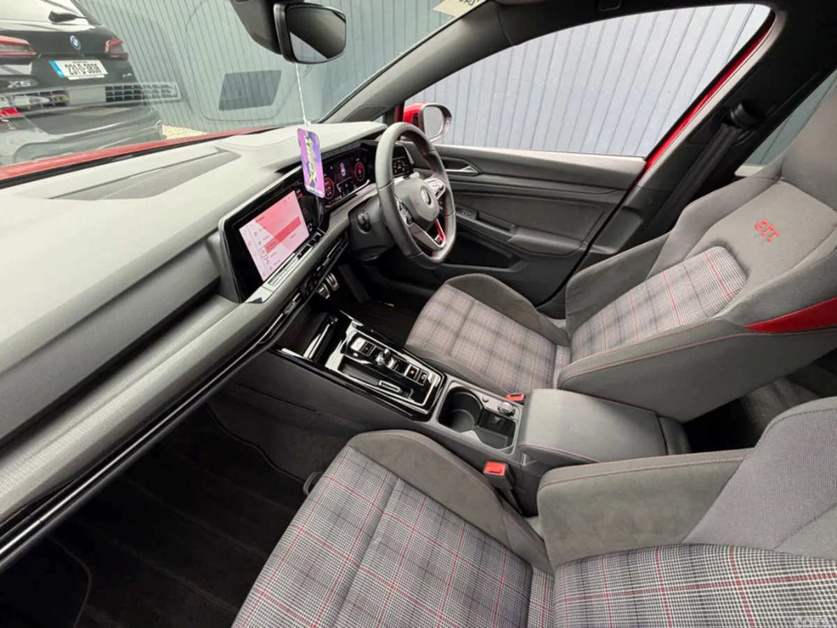 Volkswagen Golf Hatchback, Petrol, 2023, Red