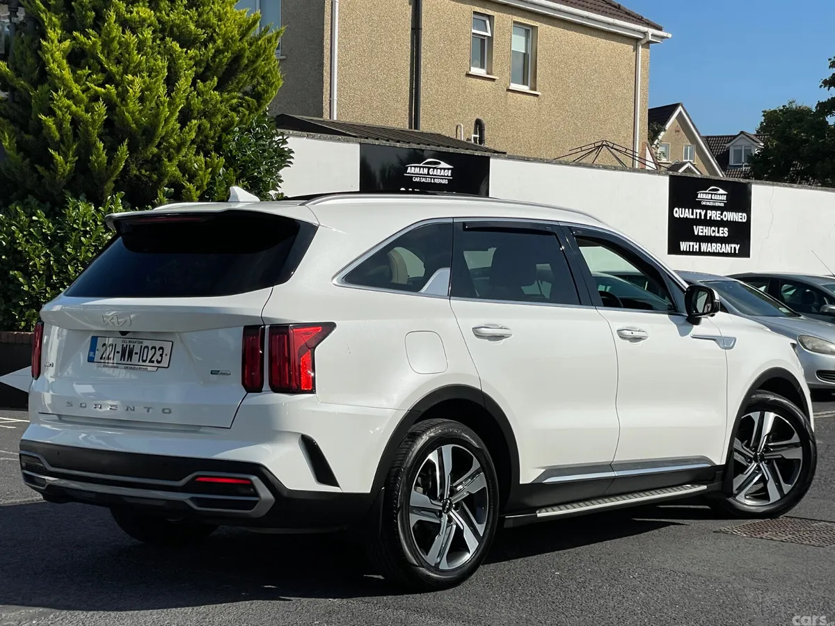 Kia Sorento SUV, Petrol Plug-in Hybrid, 2022, White