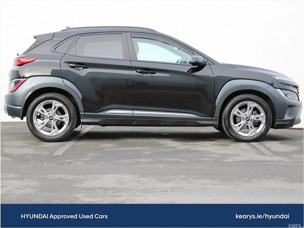 Hyundai KONA MPV, Petrol, 2023, Black