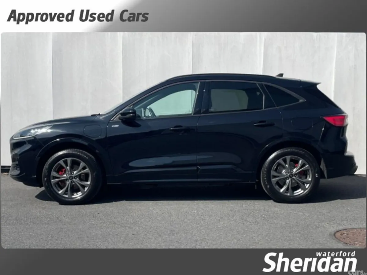 Ford Kuga SUV, Petrol Plug-in Hybrid, 2023, Black