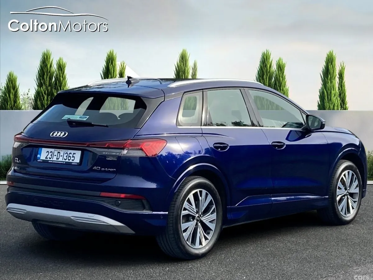 Audi Q4 e-tron Hatchback, Electric, 2023, Blue