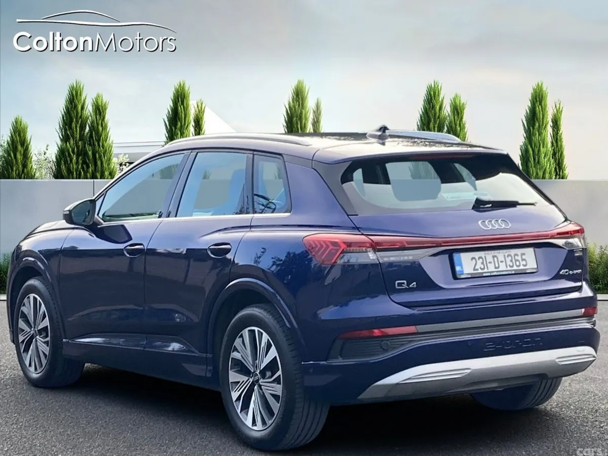 Audi Q4 e-tron Hatchback, Electric, 2023, Blue