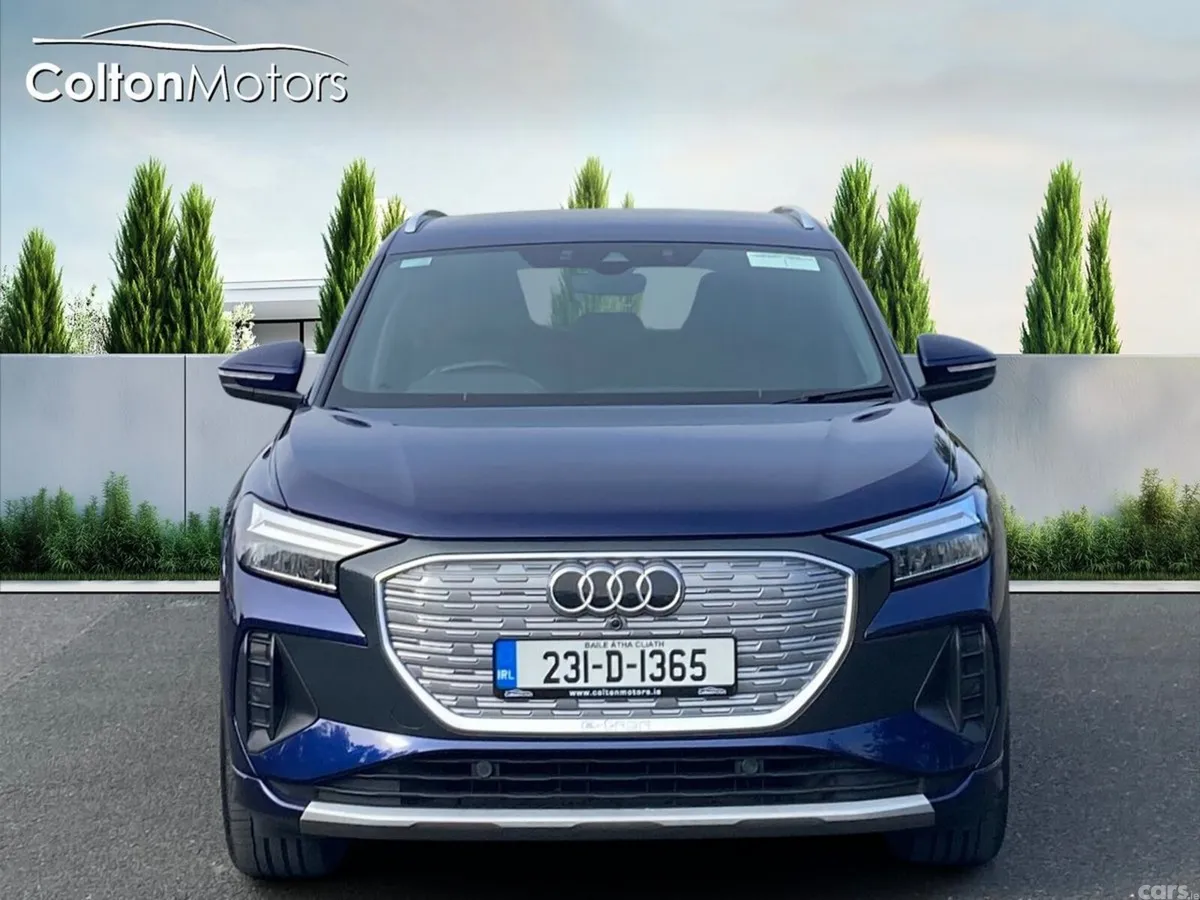Audi Q4 e-tron Hatchback, Electric, 2023, Blue