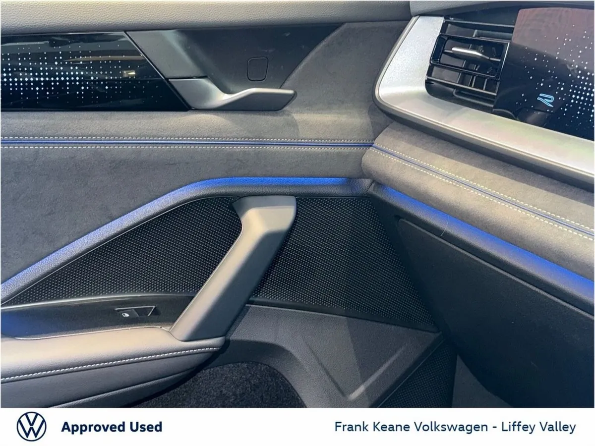 Volkswagen Tayron SUV, Petrol Plug-in Hybrid, 2026, Silver
