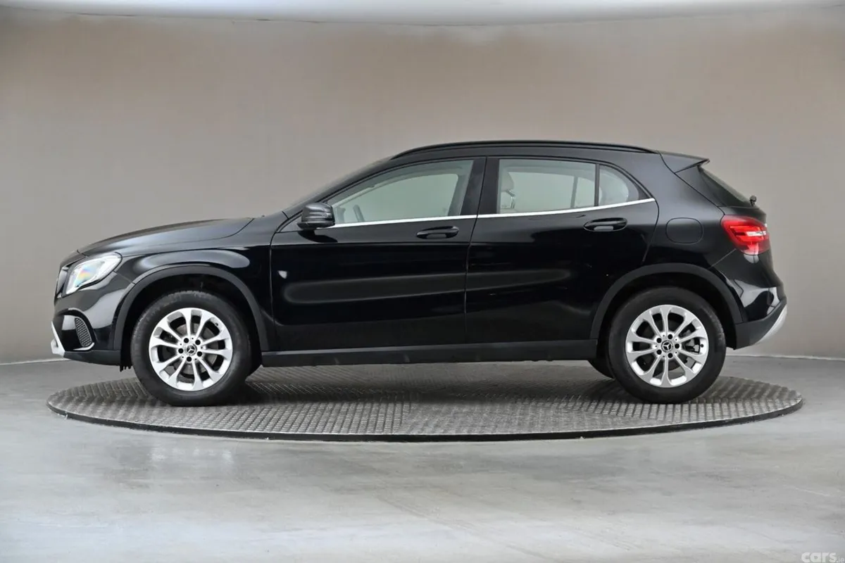 Mercedes-Benz GLA SUV, Petrol, 2019, Black