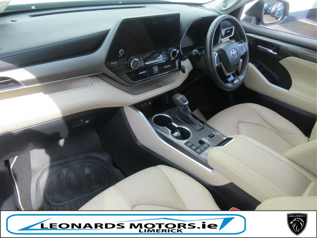 Toyota Highlander Estate/Jeep, Petrol Hybrid, 2023, Grey