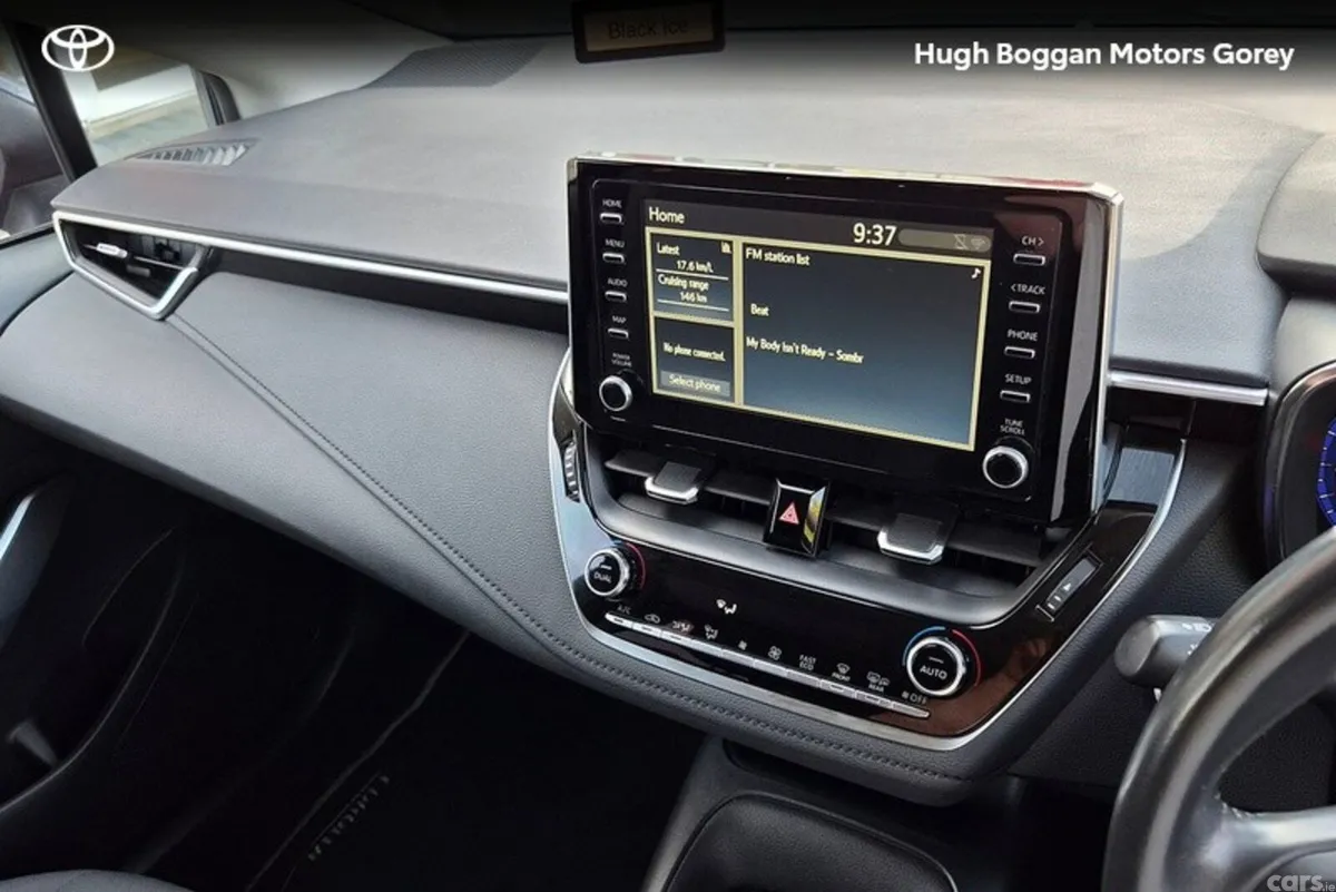 Toyota Corolla Saloon, Petrol Hybrid, 2021, Grey