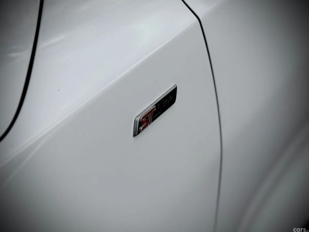 Ford Focus Hatchback, Petrol, 2024, White