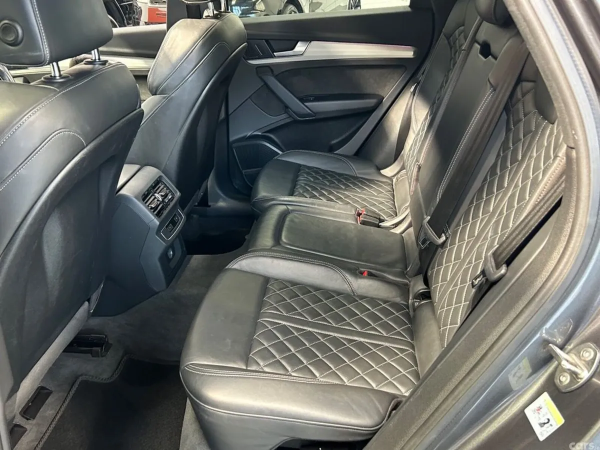 Audi Q5 Estate, Petrol Plug-in Hybrid, 2020, Grey