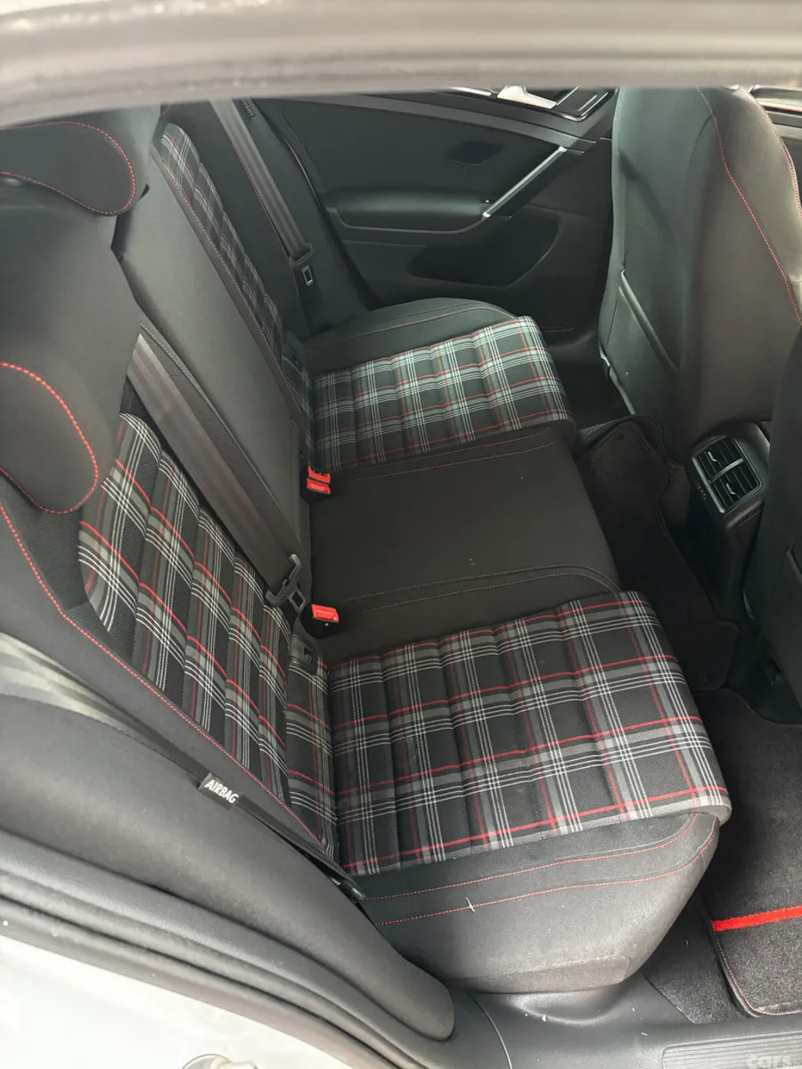 Volkswagen Golf Hatchback, Petrol, 2014, White