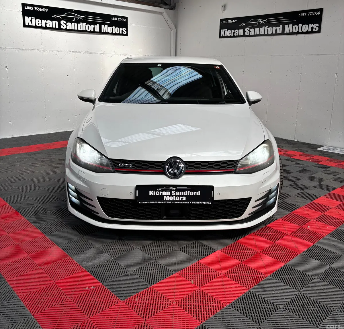 Volkswagen Golf Hatchback, Petrol, 2014, White