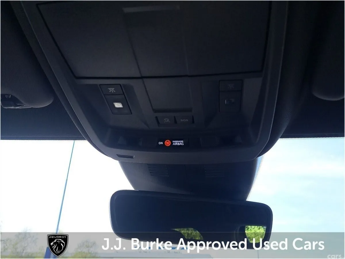 Peugeot 5008 SUV, Electric, 2026, Grey