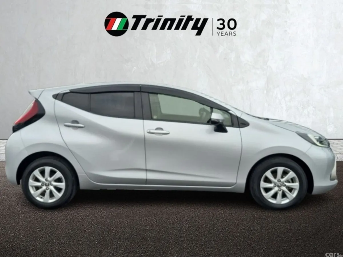 Toyota Aqua Hatchback, Petrol Hybrid, 2022, Silver