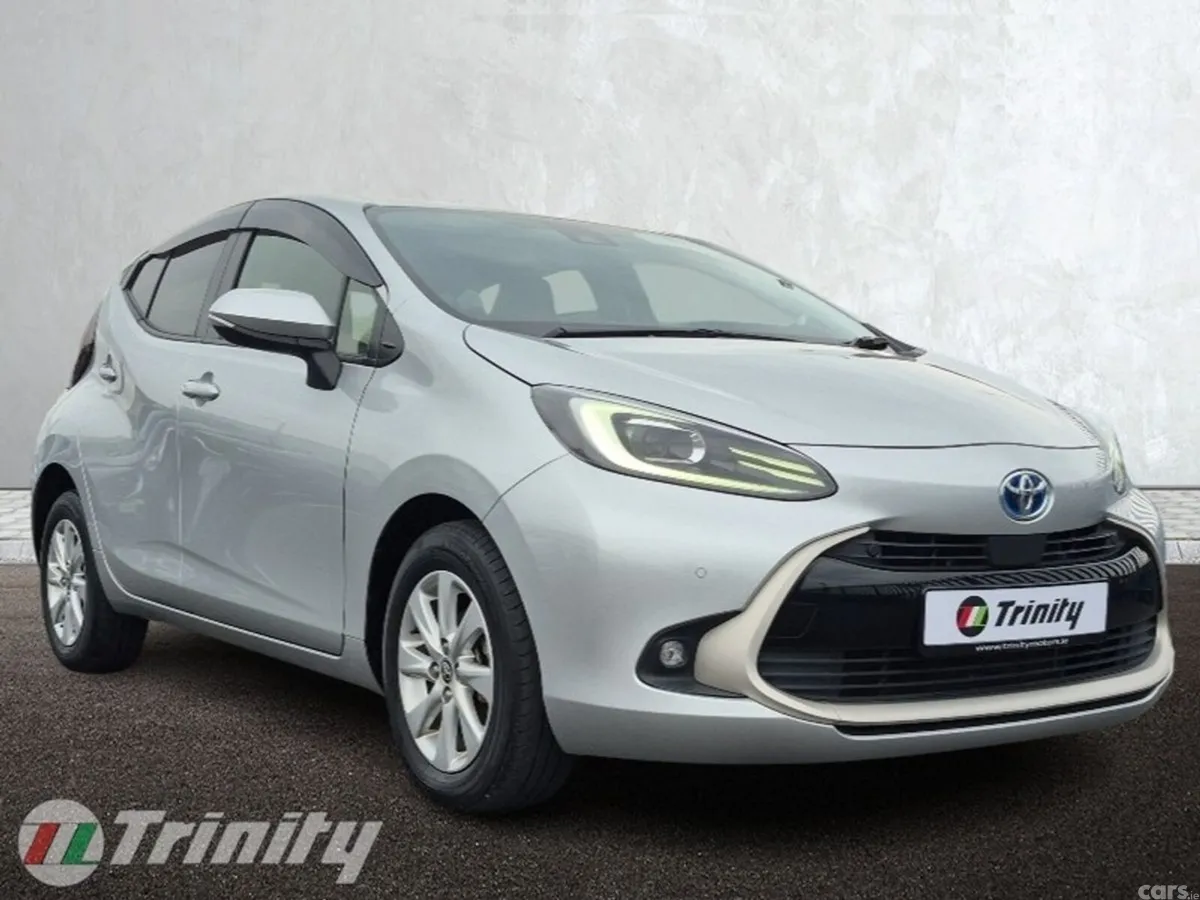 Toyota Aqua Hatchback, Petrol Hybrid, 2022, Silver