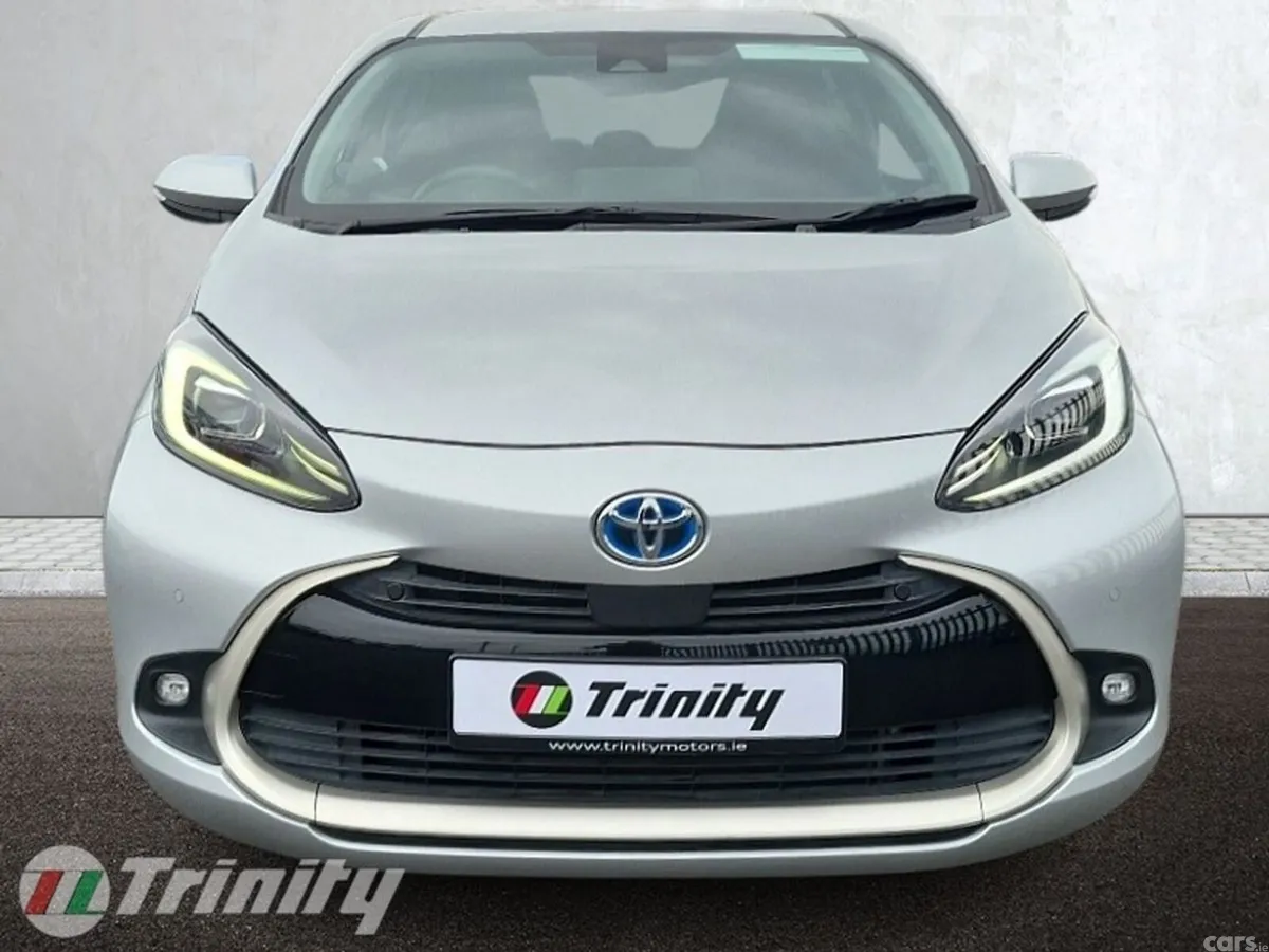 Toyota Aqua Hatchback, Petrol Hybrid, 2022, Silver