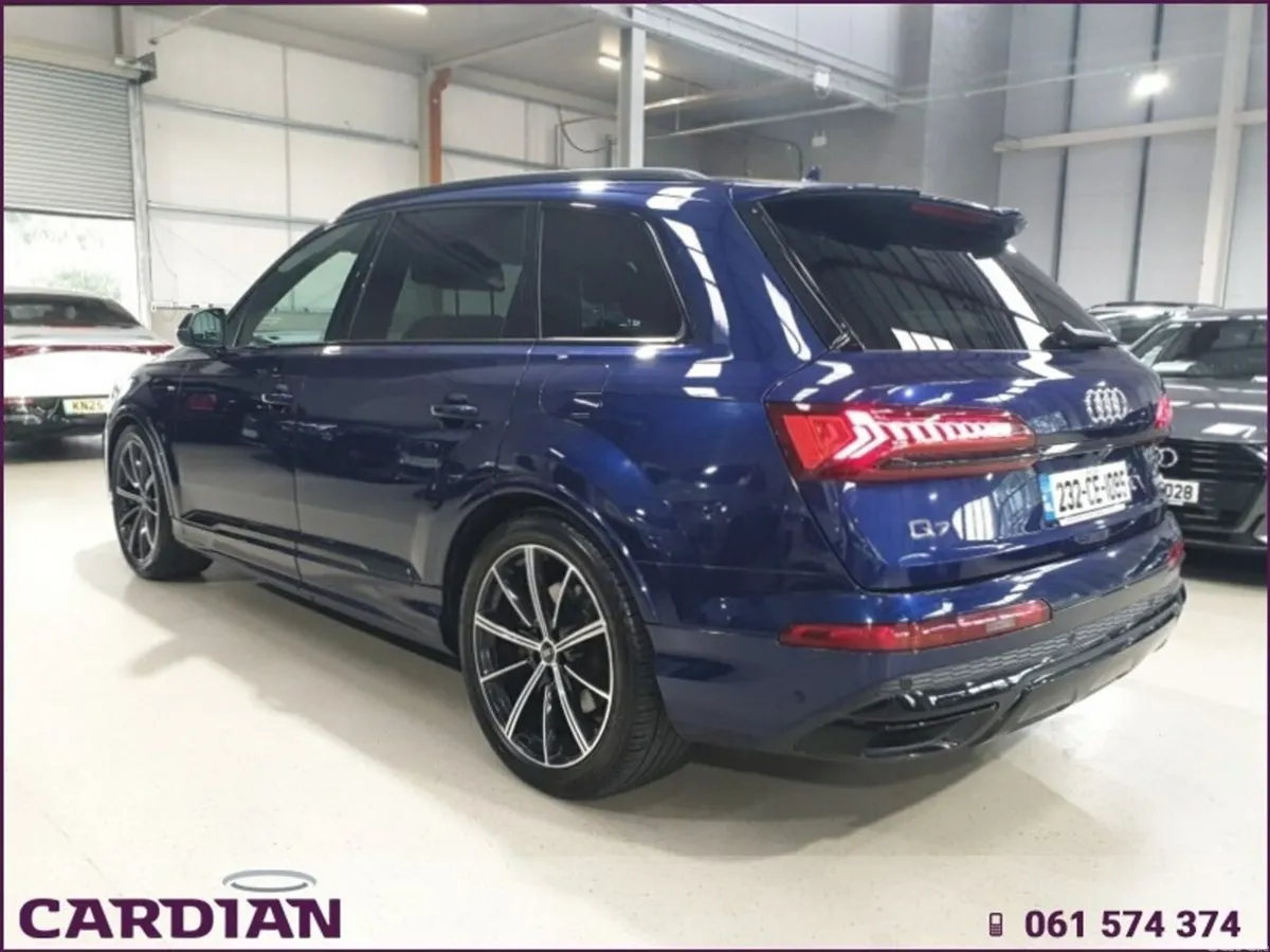 Audi Q7 SUV, Petrol Plug-in Hybrid, 2023, Blue