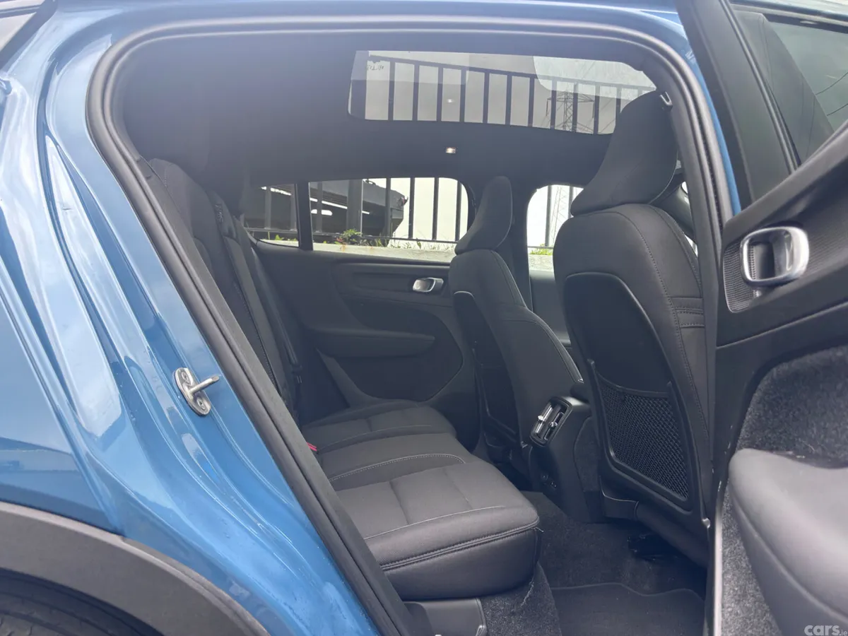 Volvo C40 SUV, Electric, 2023, Blue