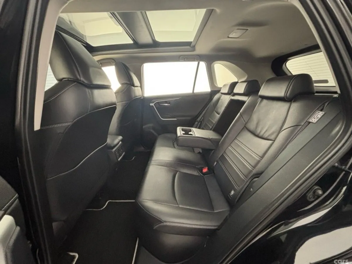 Toyota RAV4 SUV, Petrol Hybrid, 2023, Black