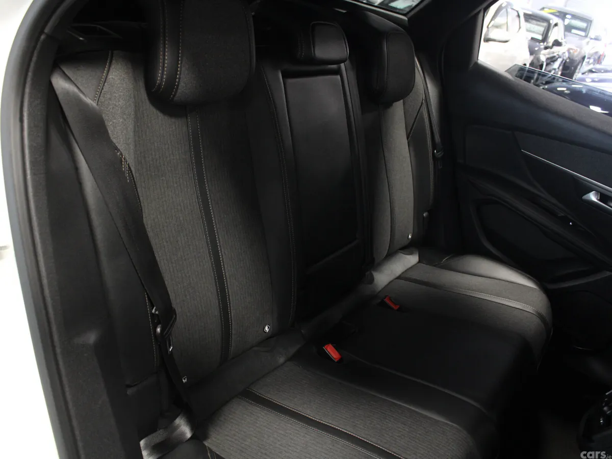 Peugeot 3008 Hatchback, Diesel, 2019, White