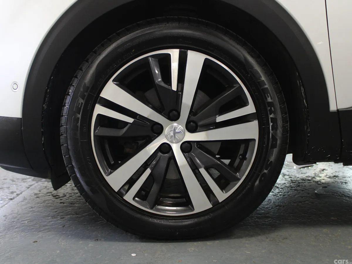 Peugeot 3008 Hatchback, Diesel, 2019, White