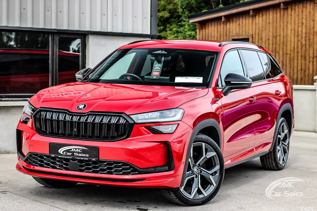 Skoda Kodiaq SUV, Petrol Plug-in Hybrid, 2025, Red