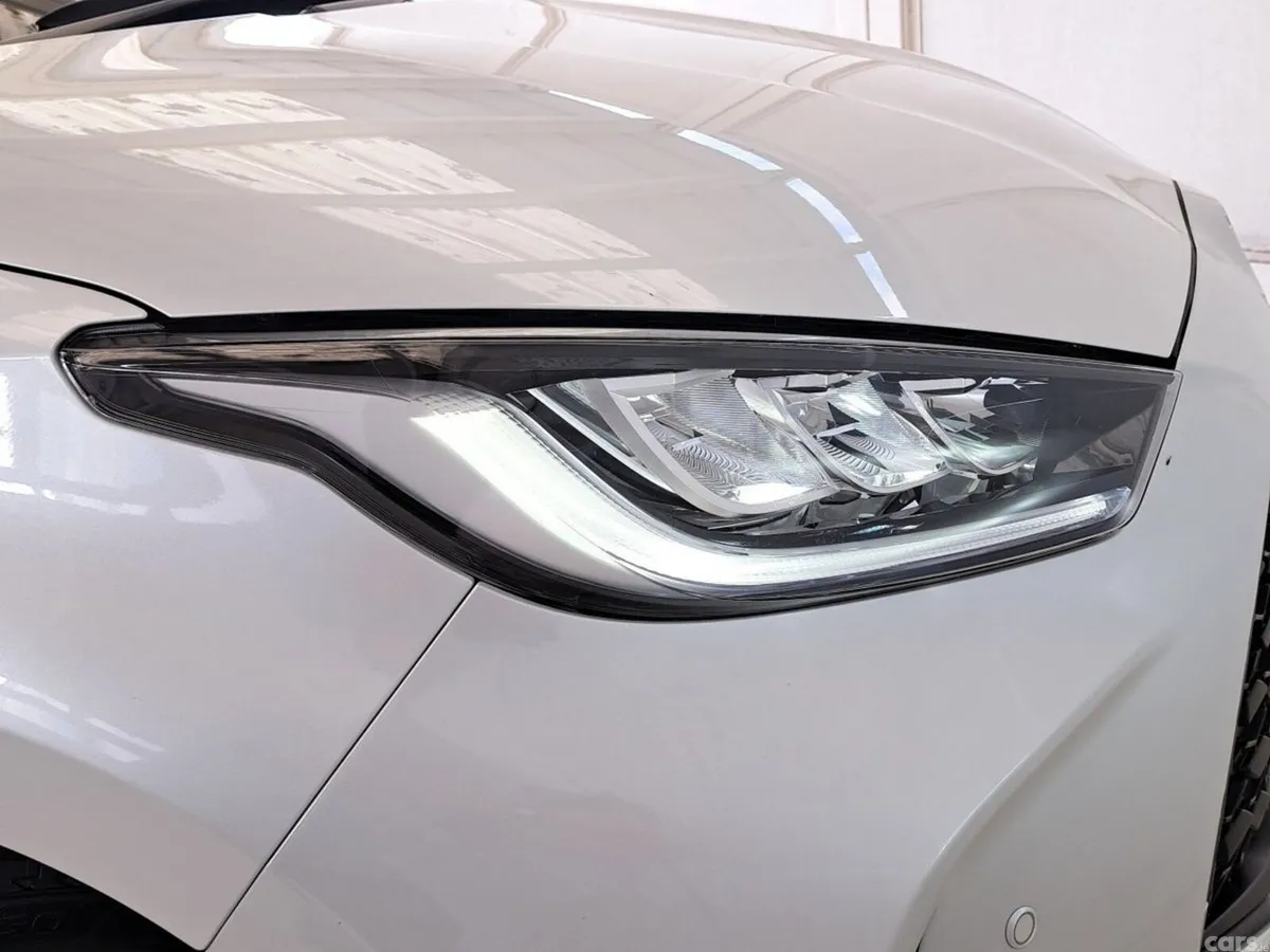 Toyota Yaris Hatchback, Petrol Hybrid, 2024, White