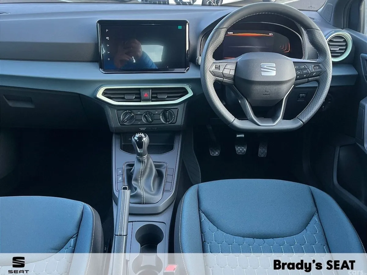 SEAT Arona SUV, Petrol, 2027, Grey