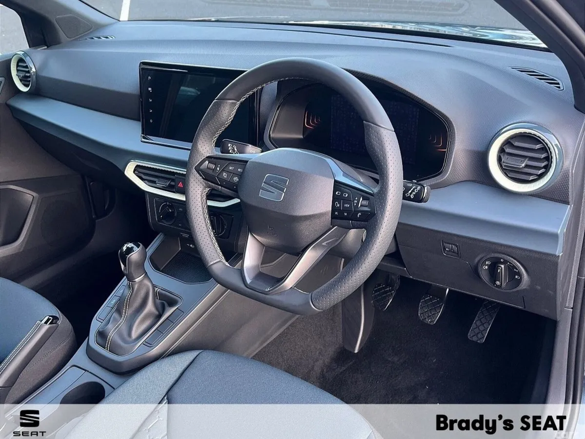 SEAT Arona SUV, Petrol, 2027, Grey