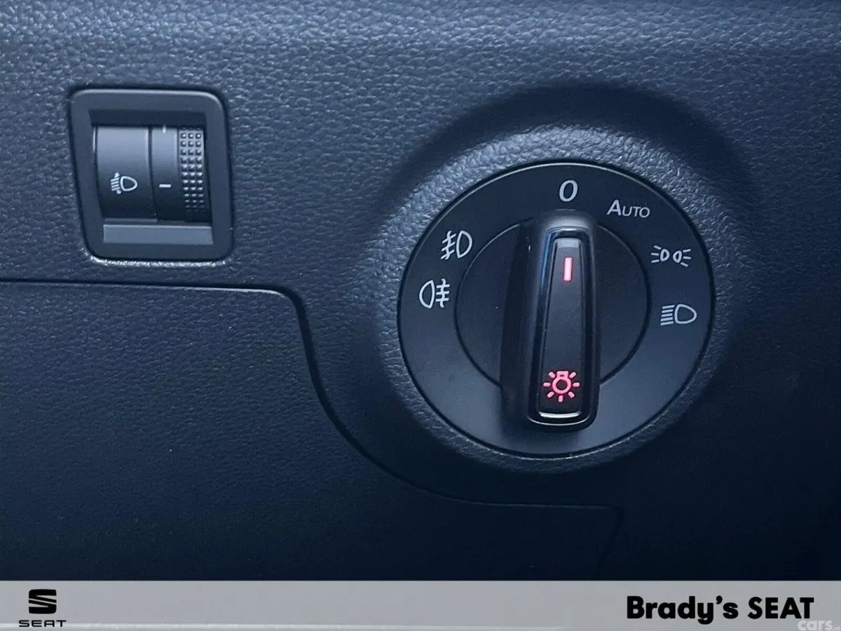 SEAT Arona SUV, Petrol, 2027, Grey