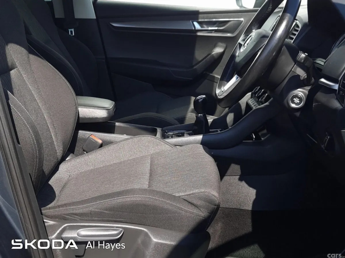 Skoda Karoq SUV, Diesel, 2019, Grey