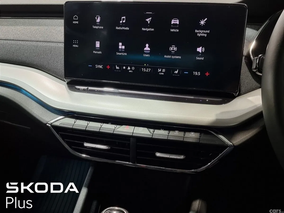 Skoda Octavia Saloon, Diesel, 2024, Blue