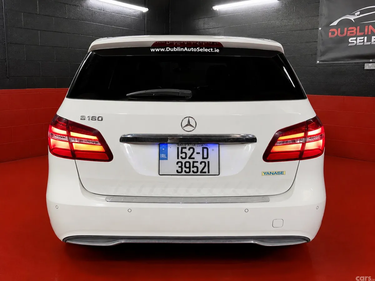 Mercedes-Benz B-Class MPV, Petrol, 2015, White