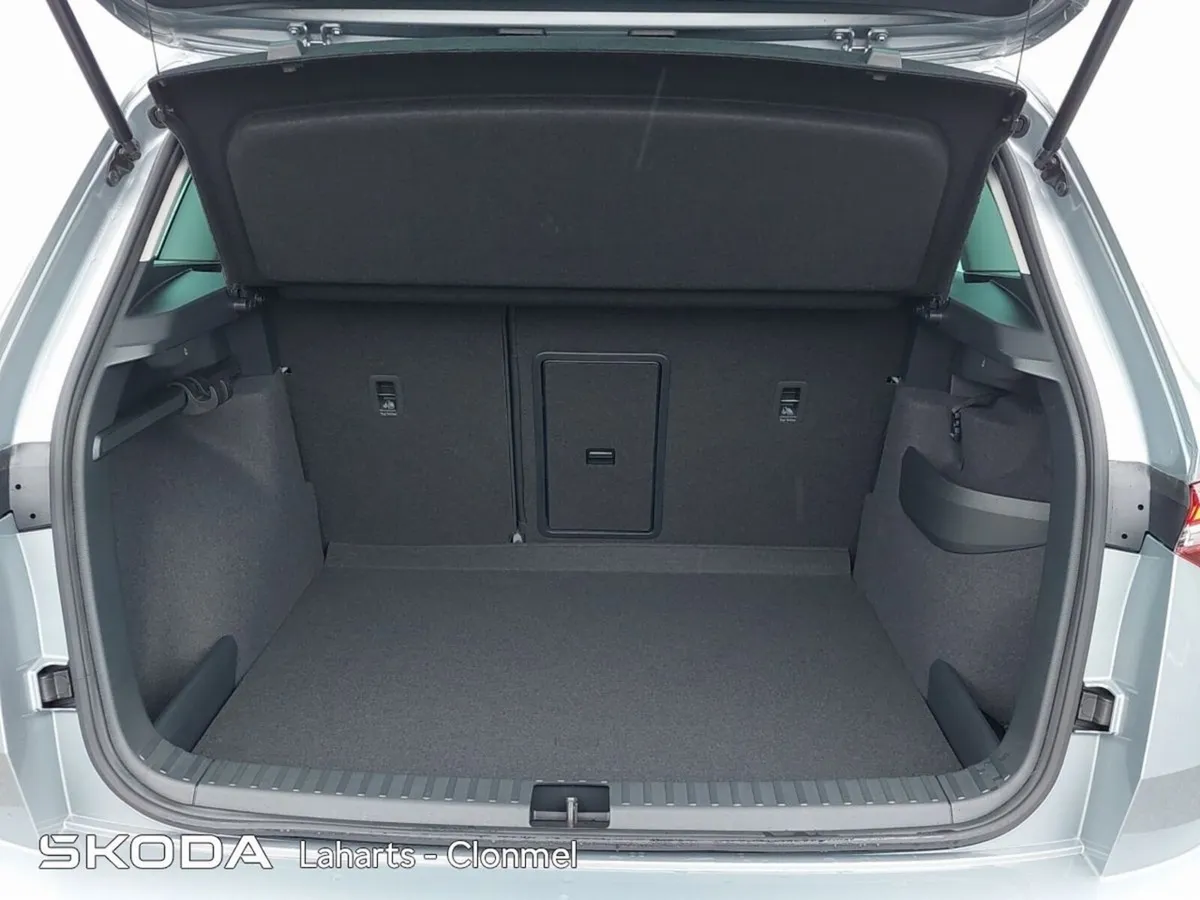 Skoda Karoq SUV, Petrol, 2026, Silver