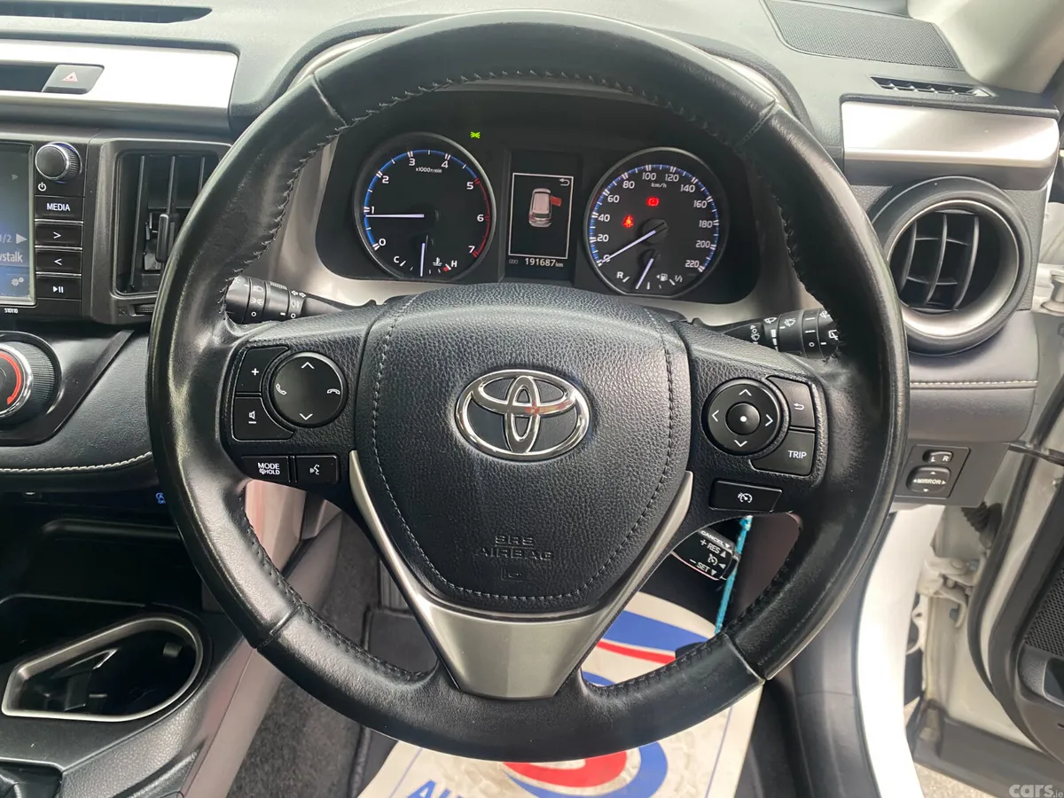 Toyota RAV4 SUV, Diesel, 2018, White
