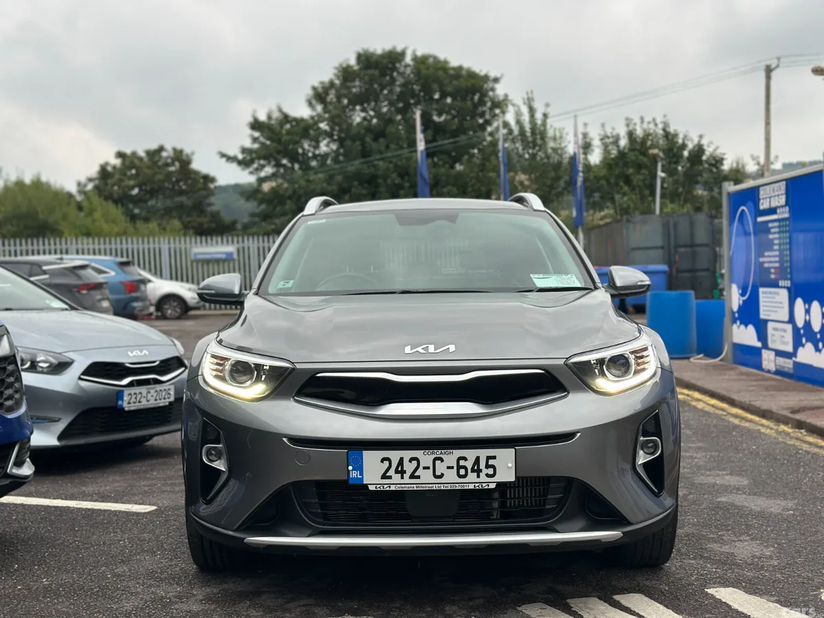 Kia Stonic Estate/Jeep, Petrol Hybrid, 2024, Grey