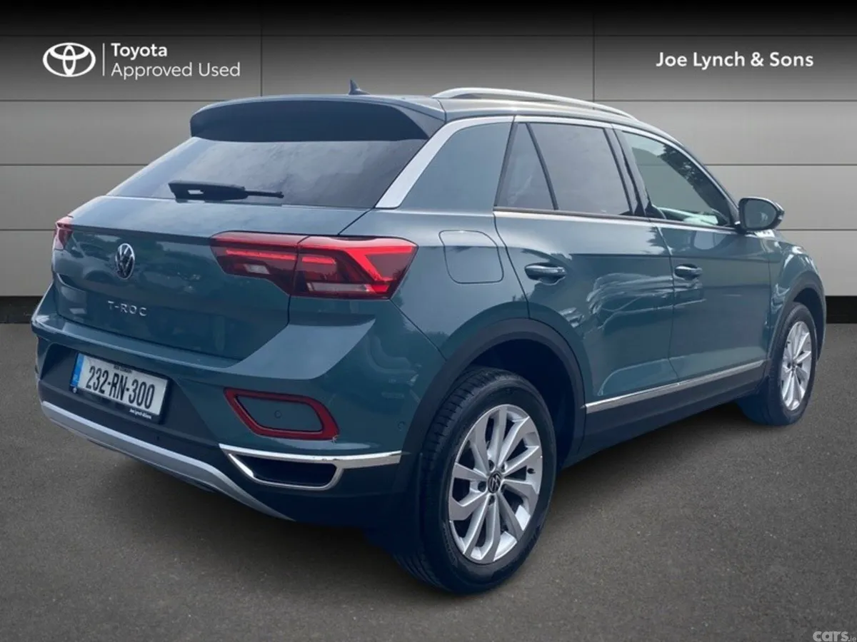 Volkswagen T-Roc Estate, Diesel, 2023, Blue