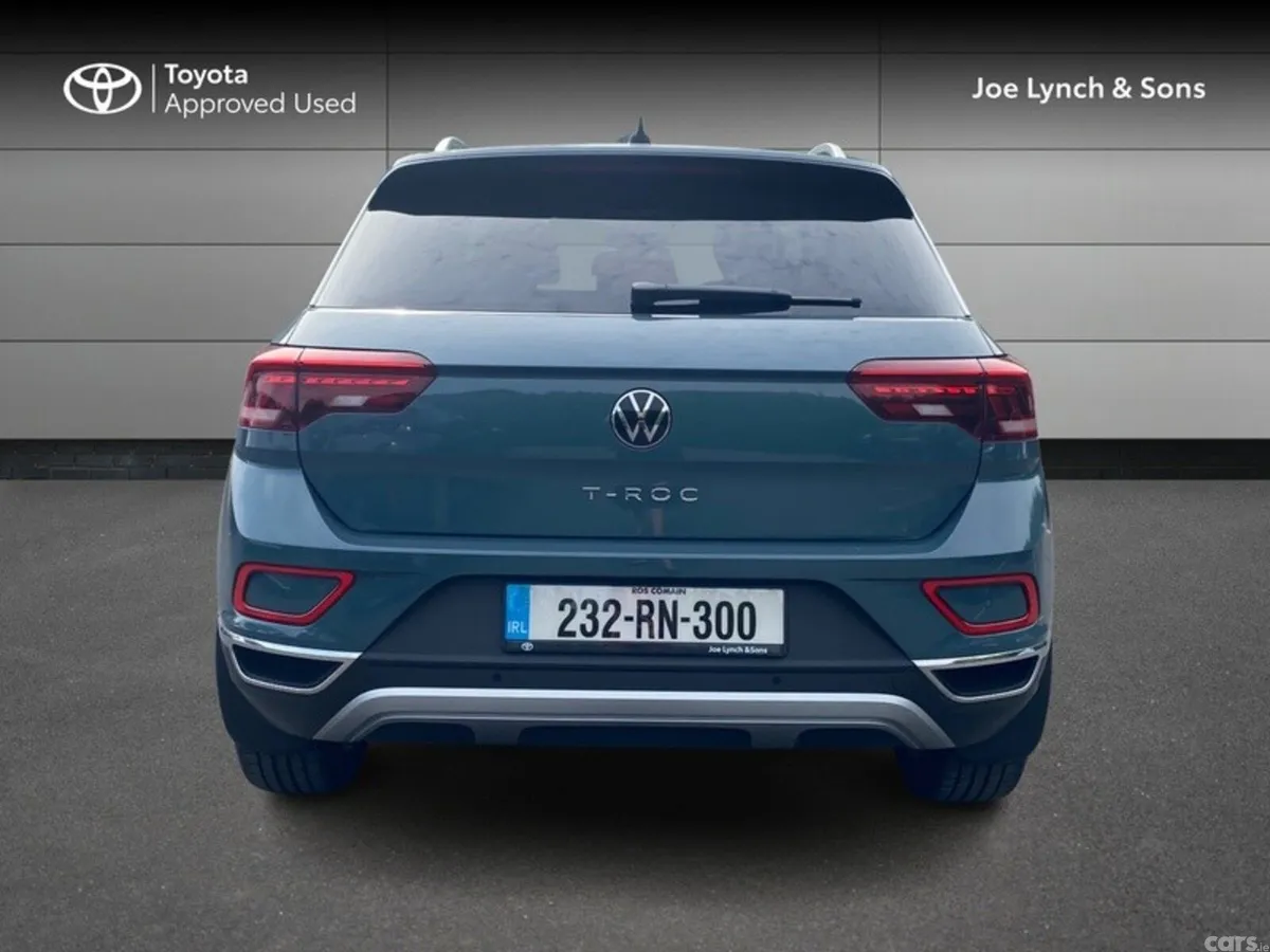 Volkswagen T-Roc Estate, Diesel, 2023, Blue