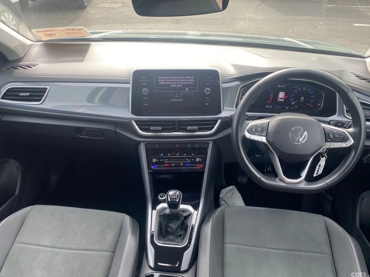 Volkswagen T-Roc Estate, Diesel, 2023, Blue