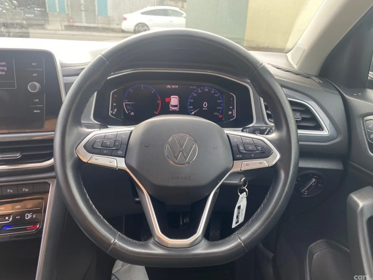 Volkswagen T-Roc Estate, Diesel, 2023, Blue