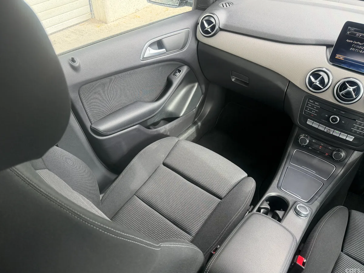 Mercedes-Benz B-Class MPV, Petrol, 2017, Black
