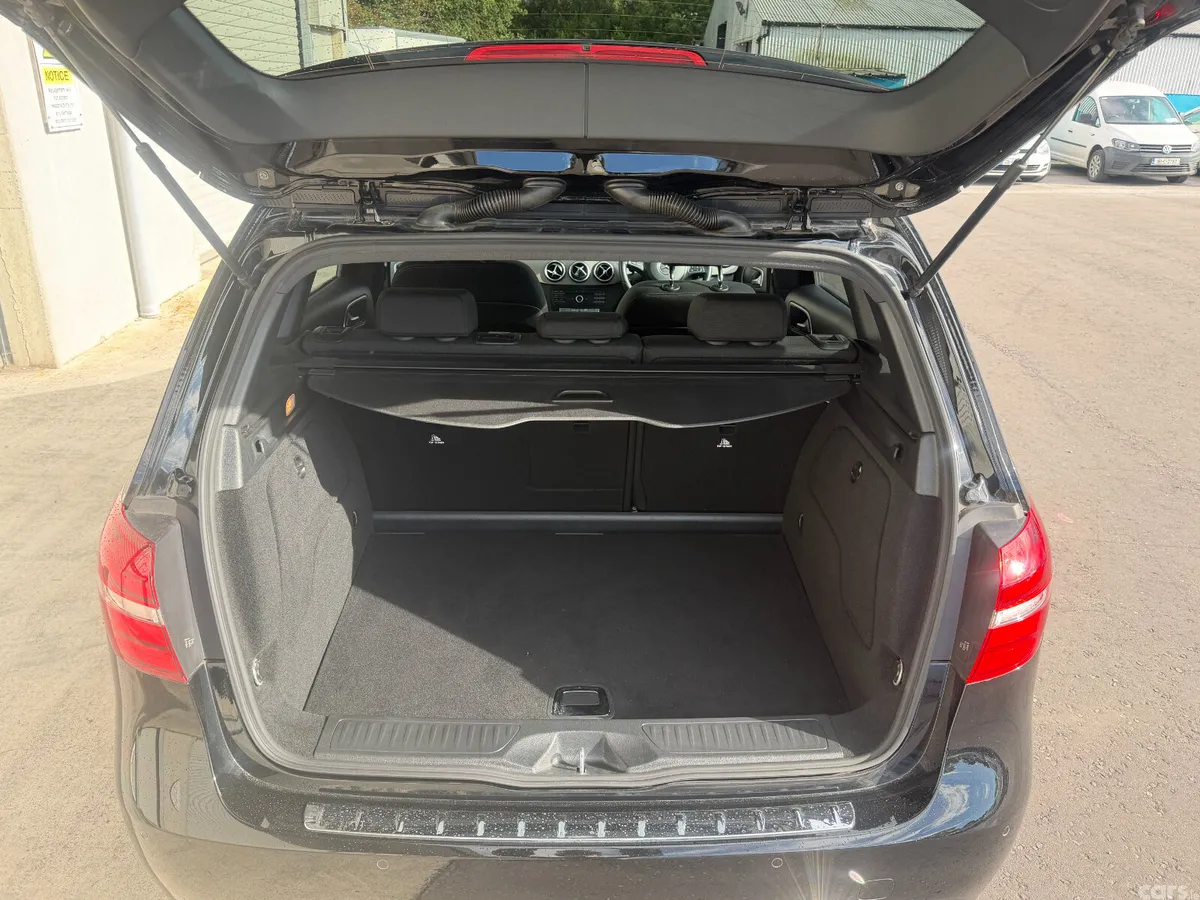 Mercedes-Benz B-Class MPV, Petrol, 2017, Black