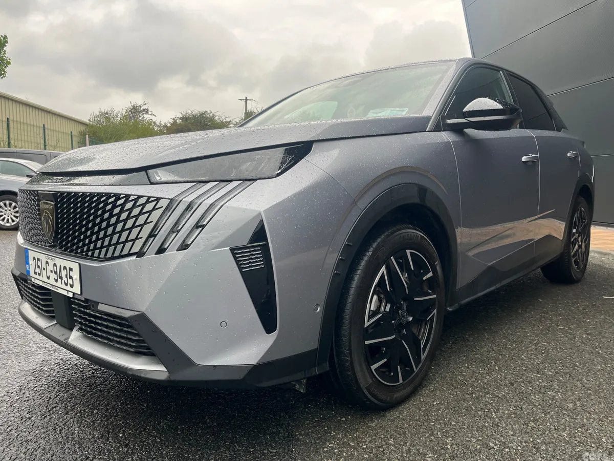Peugeot 3008 MPV, Petrol Hybrid, 2025, Grey