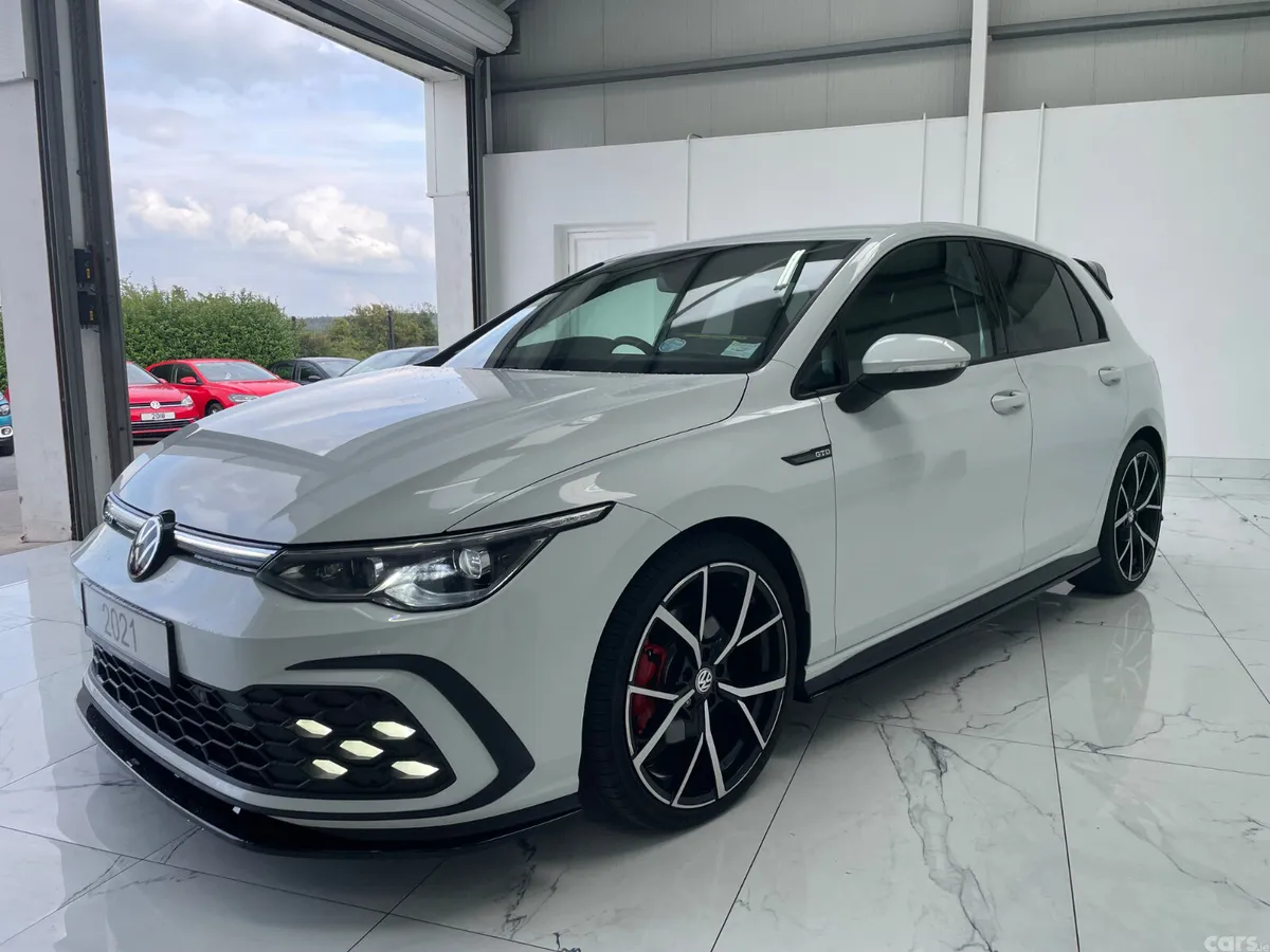 Volkswagen Golf Hatchback, Diesel, 2021, White