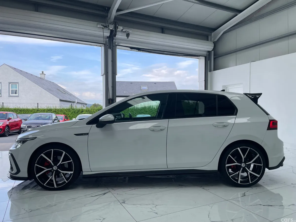 Volkswagen Golf Hatchback, Diesel, 2021, White