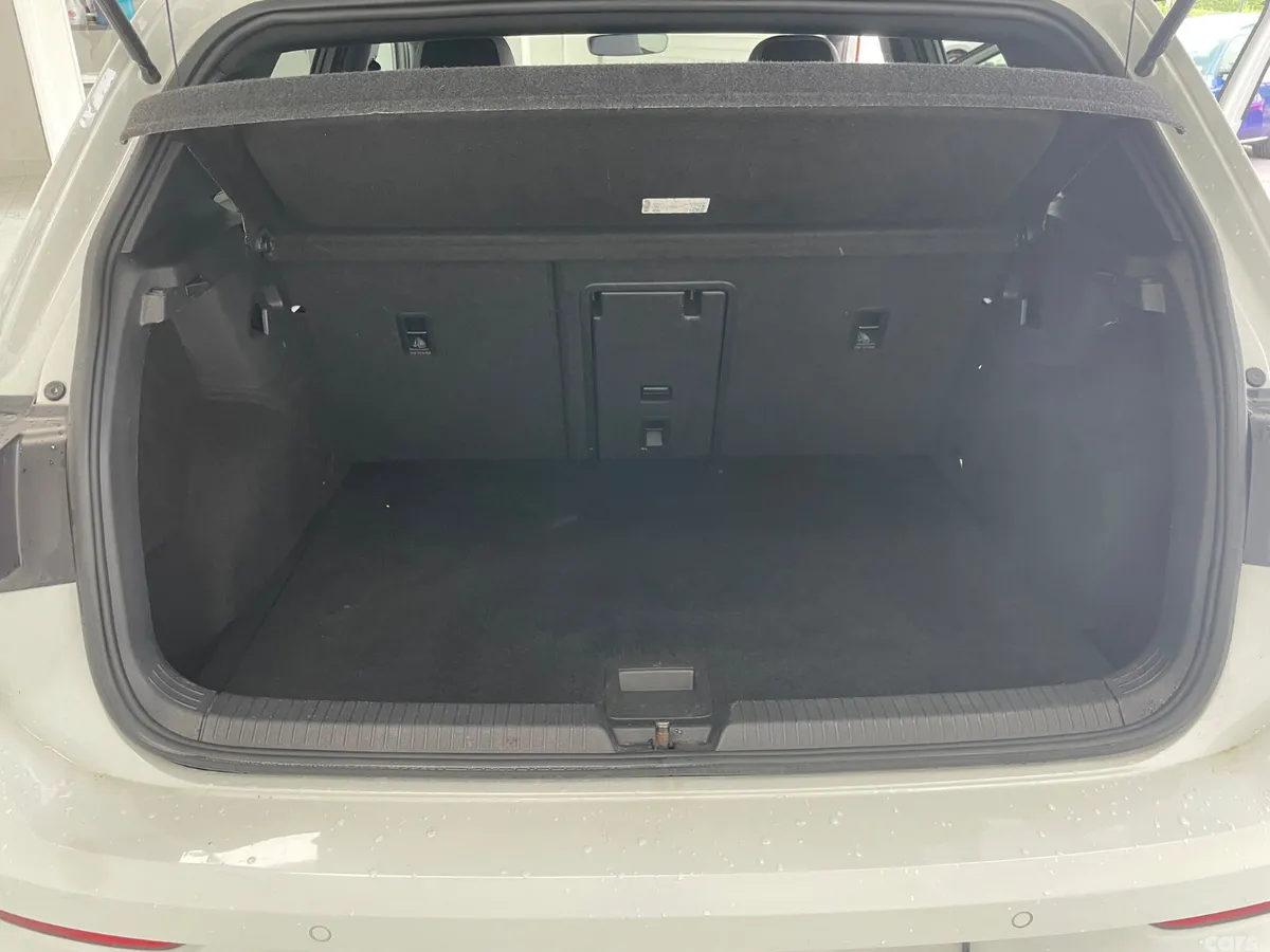 Volkswagen Golf Hatchback, Diesel, 2021, White