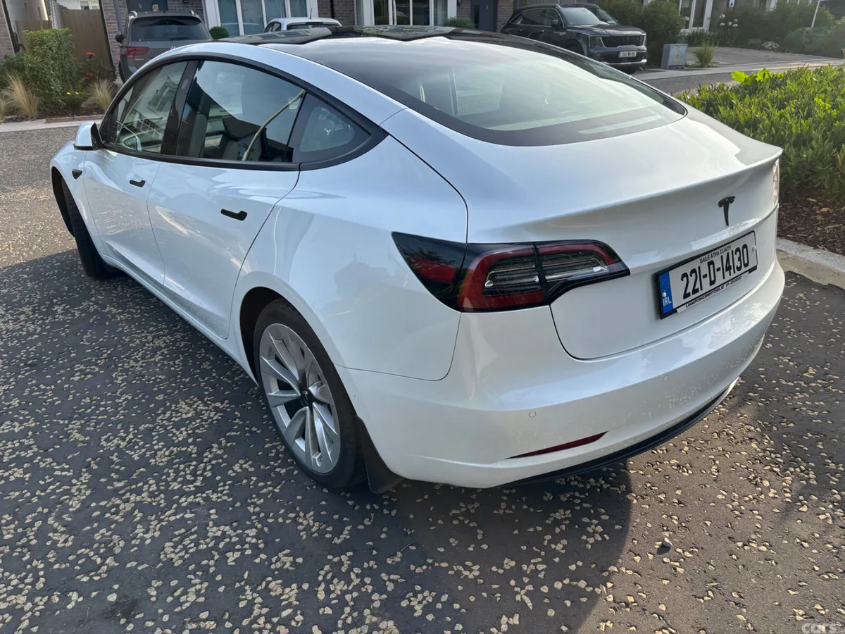 Tesla Model 3 Saloon, Electric, 2022, White
