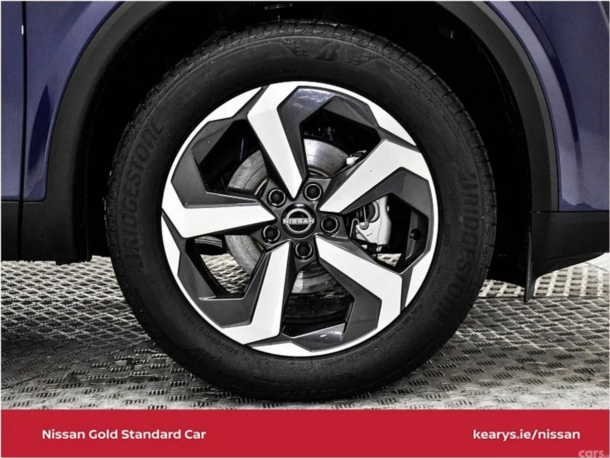 Nissan Qashqai SUV, Petrol, 2022, Blue
