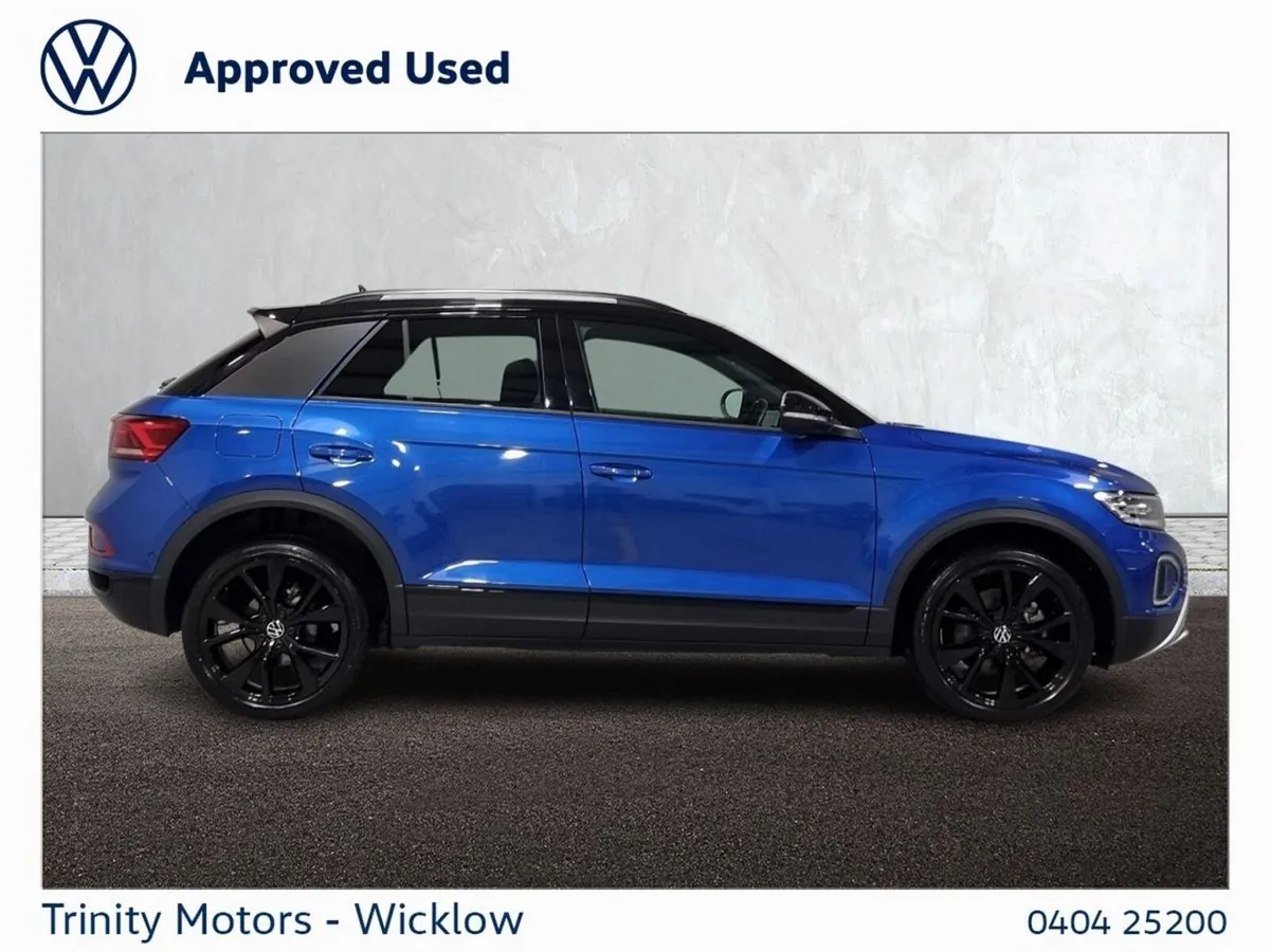 Volkswagen T-Roc SUV, Petrol, 2024, Blue