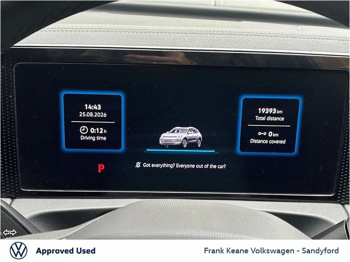 Volkswagen Tiguan SUV, Petrol Plug-in Hybrid, 2025, Black